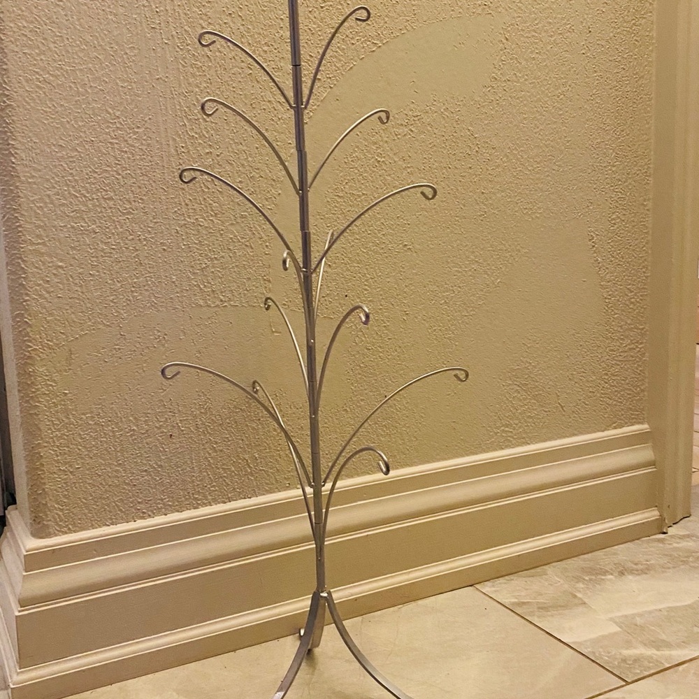 Jewelry Tree - Picture 4 of 4